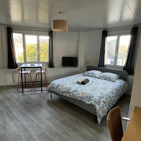 Le Stud' Joli Appartement Lumineux En Plein Centre Ville แชร์บูร์ก อ็อง กงต็องแต็ง ภายนอก รูปภาพ