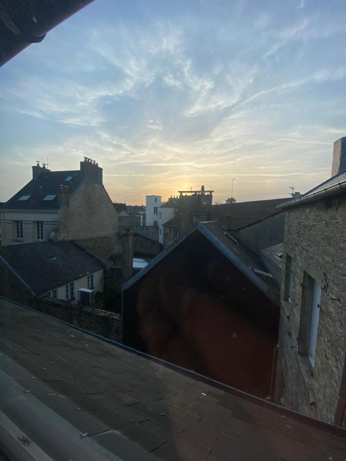 Le Stud' Joli Appartement Lumineux En Plein Centre Ville แชร์บูร์ก อ็อง กงต็องแต็ง ภายนอก รูปภาพ