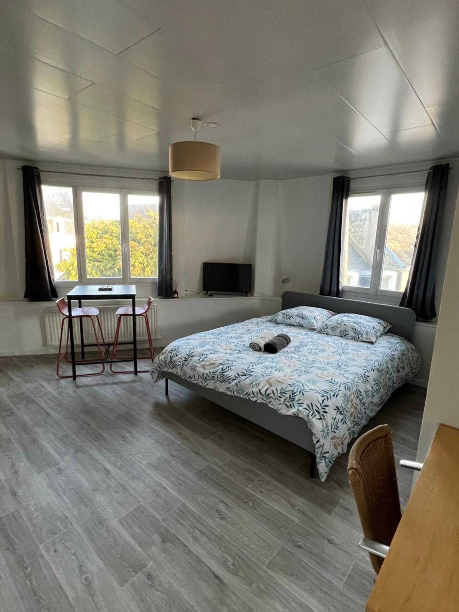 Le Stud' Joli Appartement Lumineux En Plein Centre Ville แชร์บูร์ก อ็อง กงต็องแต็ง ภายนอก รูปภาพ